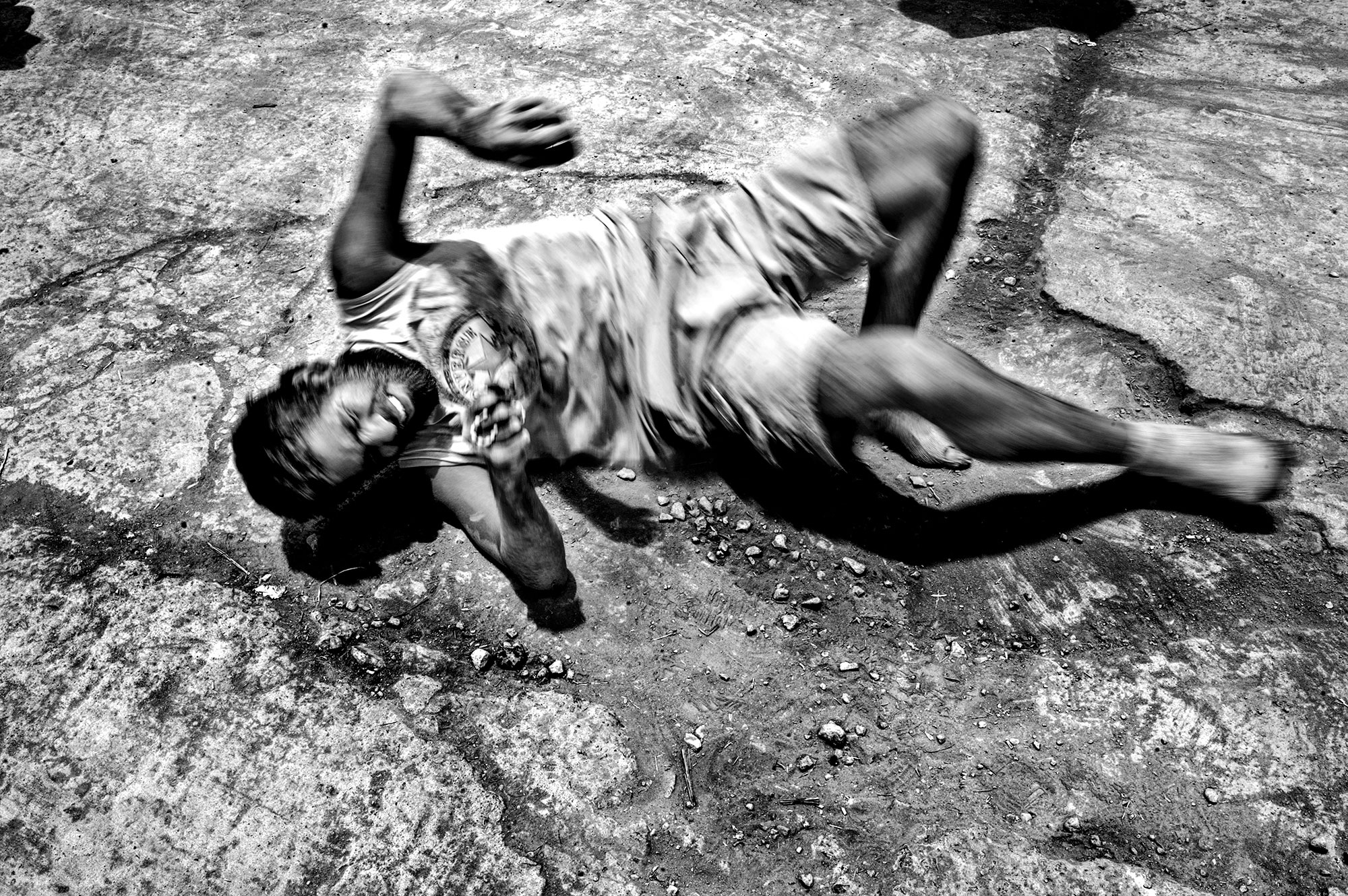 Ernesto Benavides Photography Lima Peru Captives